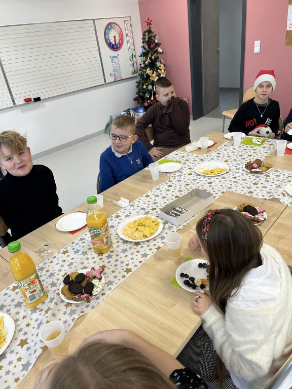 Wigilia w Szkole Podstawowej w Dąbczu