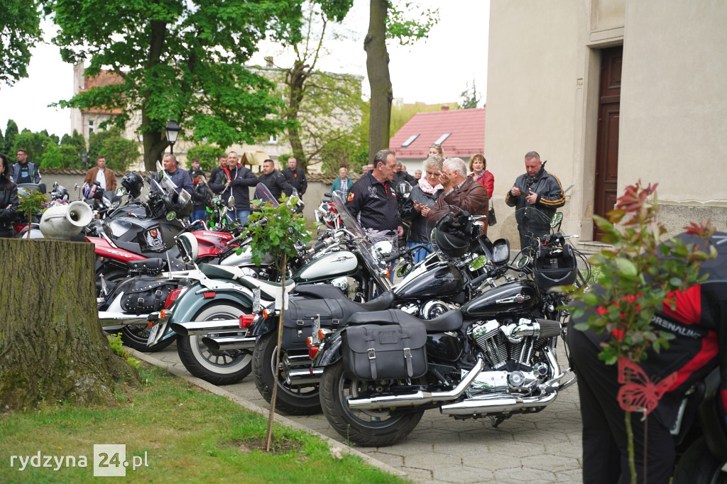 Setki motocyklistów zjechały do Rydzyny