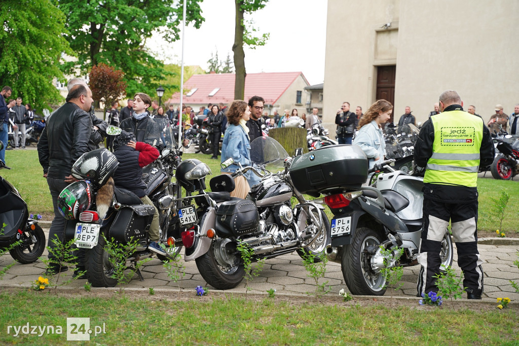 Setki motocyklistów zjechały do Rydzyny