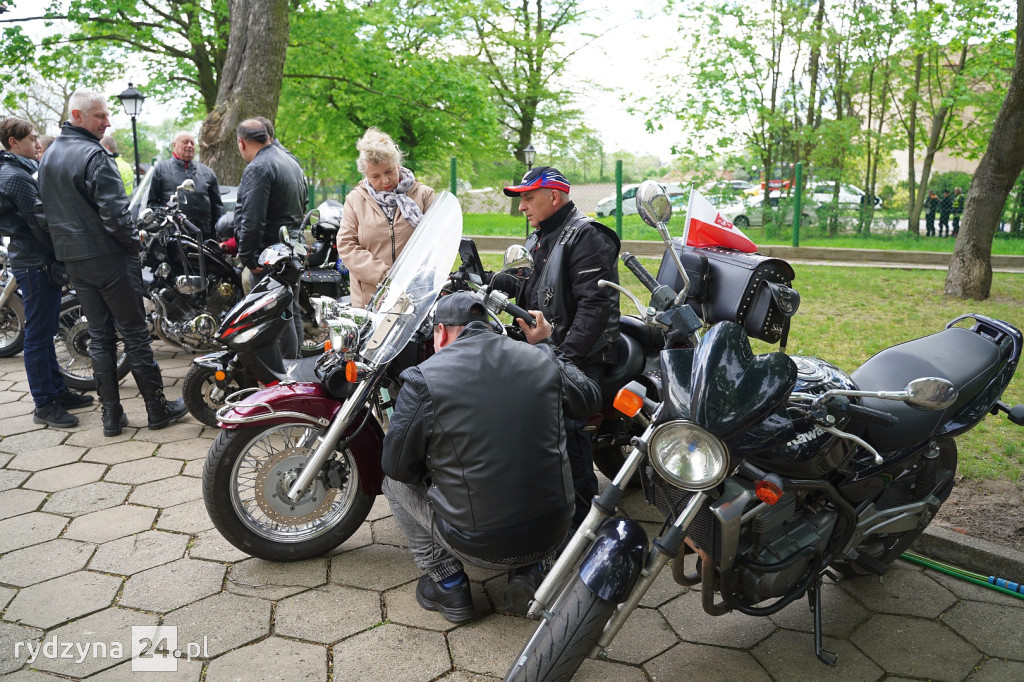 Setki motocyklistów zjechały do Rydzyny