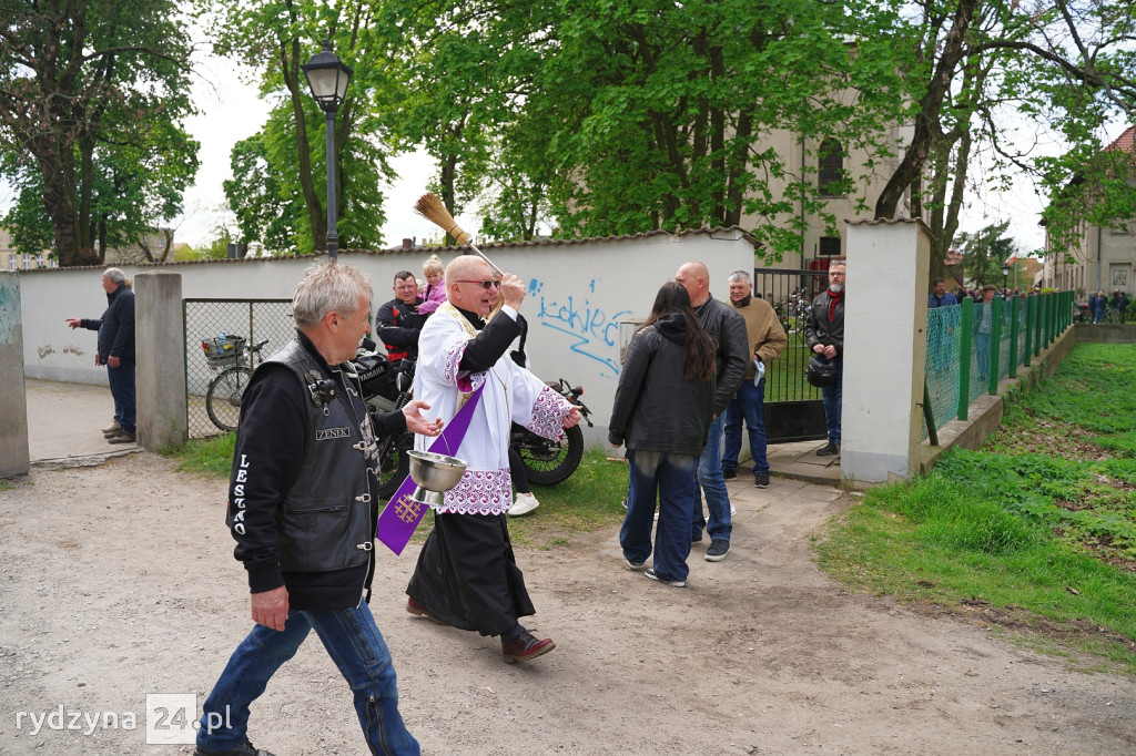 Setki motocyklistów zjechały do Rydzyny