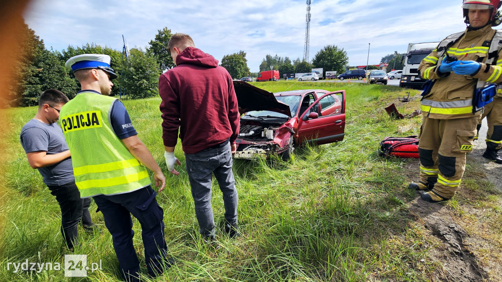 Kolizja na drodze wojewódzkiej 309 w Dąbczu