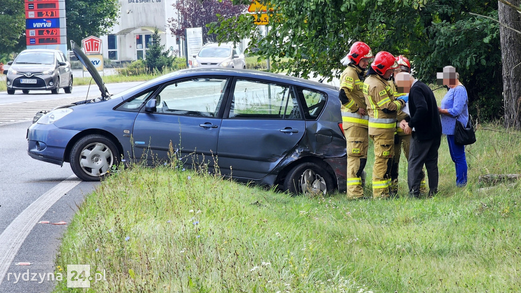 Kolizja na drodze wojewódzkiej 309 w Dąbczu