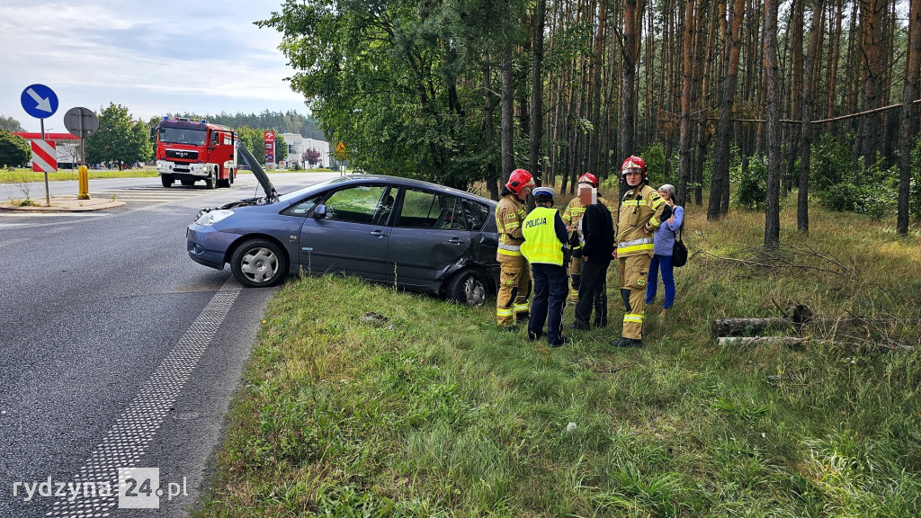 Kolizja na drodze wojewódzkiej 309 w Dąbczu