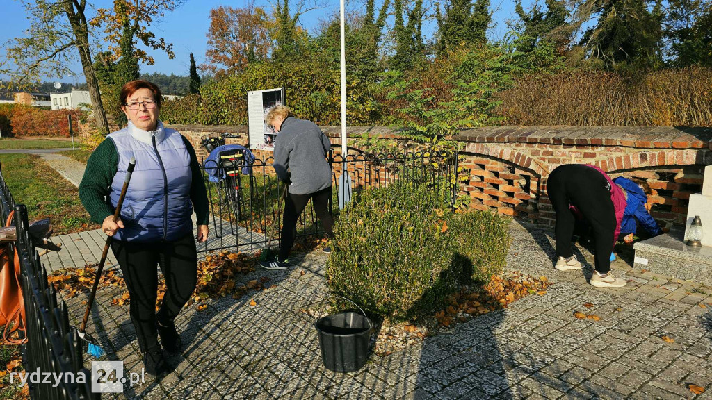 Panie z Koła Gospodyń Wiejskich z Rydzyny