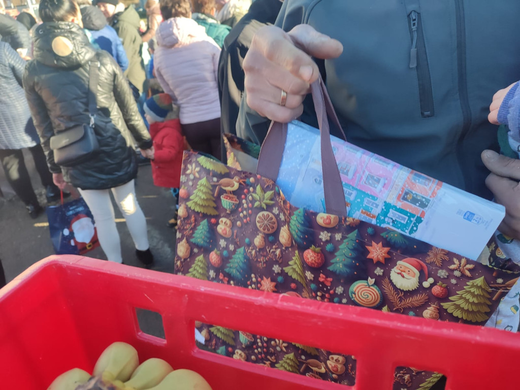 Spotkanie z Mikołajem w Stroniu Śląskim – paczki wyjechały z Rydzyny