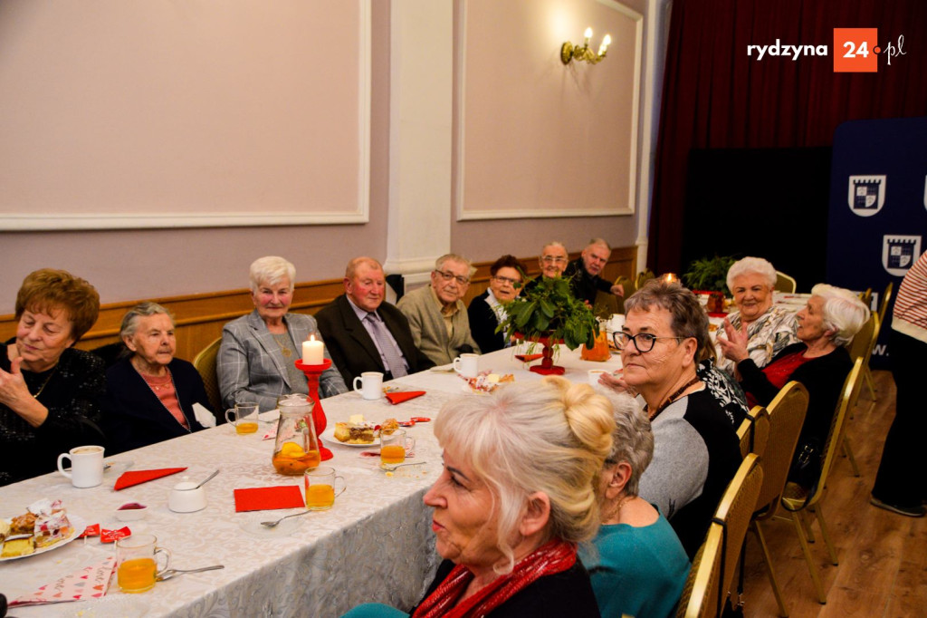 Rydzyna spotkanie dla seniorów 85+