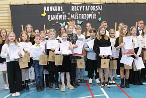 Międzyszkolny konkurs recytatorski w Dąbczu-96913