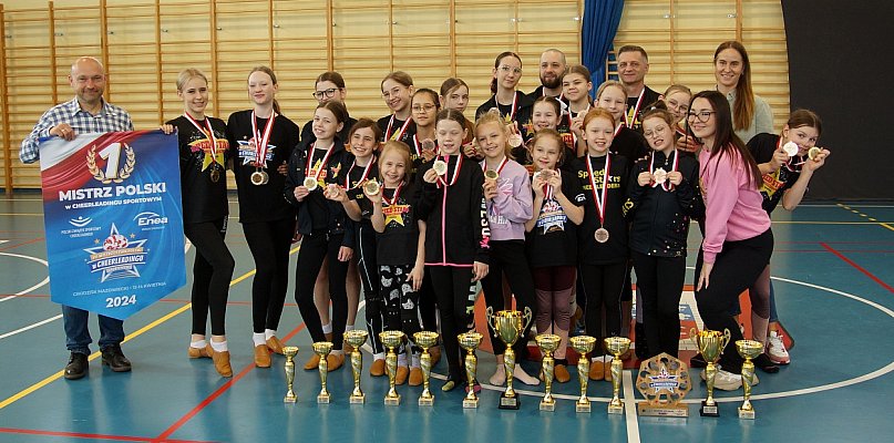 Triumf i Duma: Podziękowanie Speed Stars Cheerleaders Rydzyna - 97939