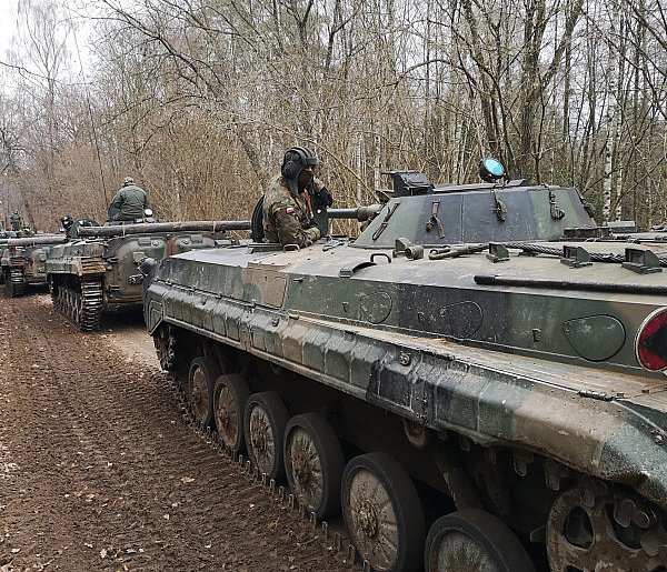 Wojsko wzywa tysiące Polaków na komisję! Chodzi głównie o te roczniki-101581