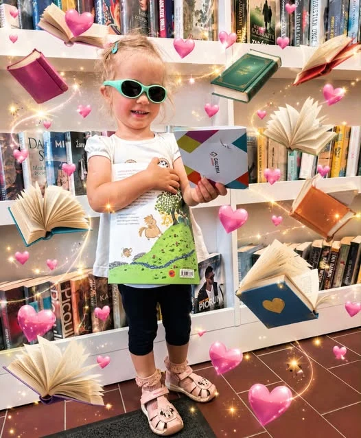 Mała Gaja nagrodzona przez bibliotekę w Rydzynie za miłość do bajek