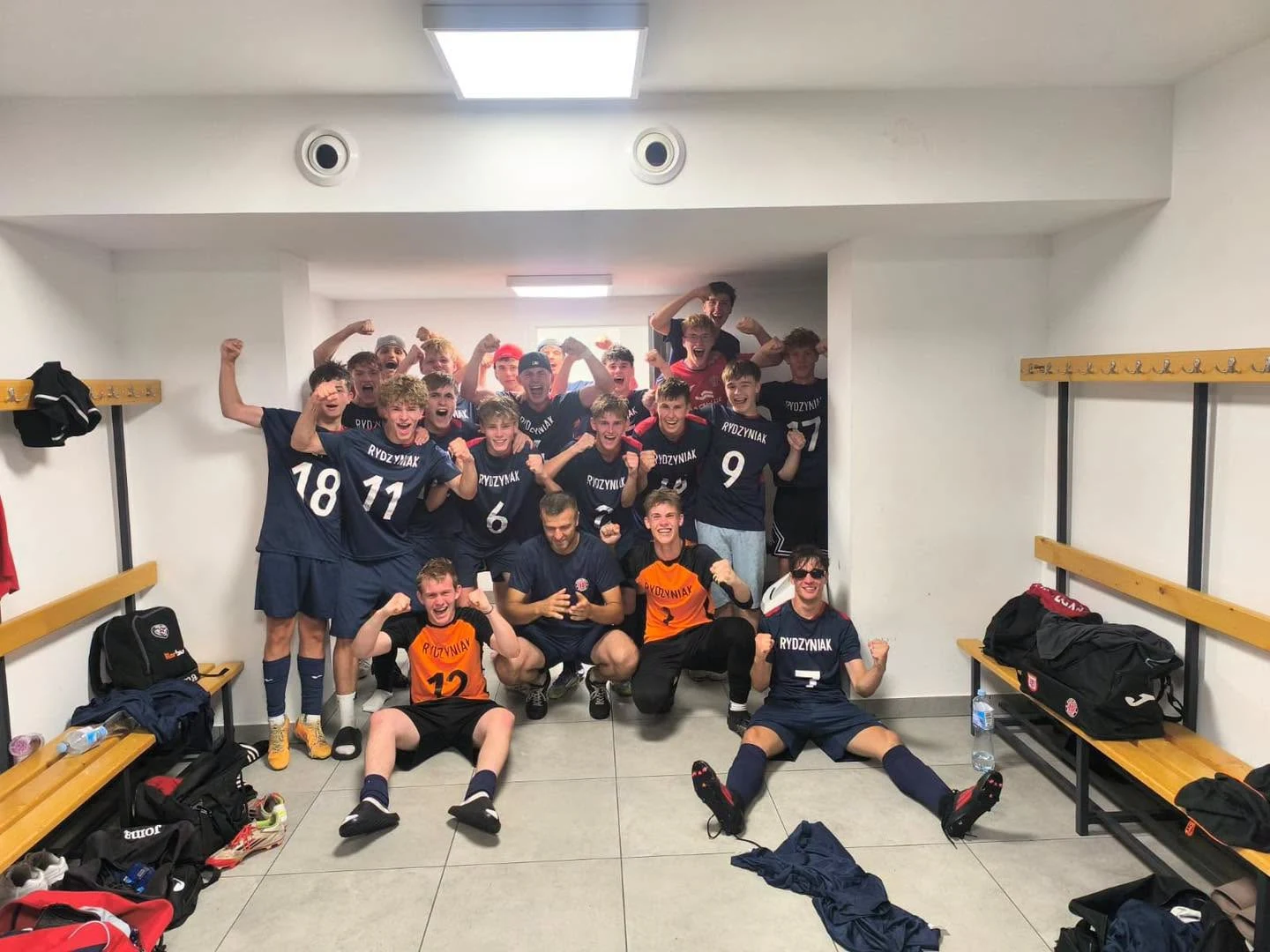 Juniorzy RKS zremisowali z liderem 4:4 w Gostyniu