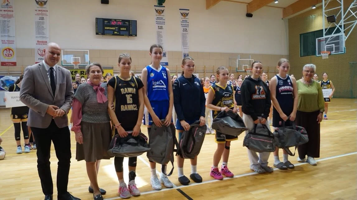Rycerki z Rydzyny wygrywają 33. Turniej im. Stanisława Pietraszka w Rawiczu