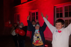 SOSW-w-Rydzynie-podswietlony-na-czerwono-–-podsumowanie-kampanii-‘Dziecinstwo-bez-przemocy-00010