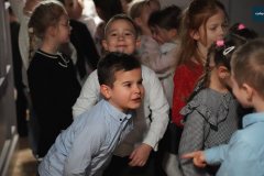 1_Przedstawienie-w-wykonaniu-nauczycieli-SOSW-w-Rydzynie-00007