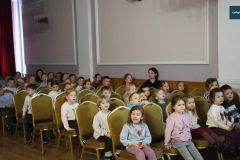 1_Przedstawienie-w-wykonaniu-nauczycieli-SOSW-w-Rydzynie-00012