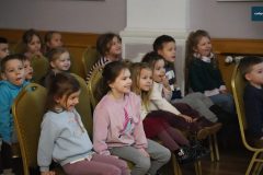 Przedstawienie-w-wykonaniu-nauczycieli-SOSW-w-Rydzynie-00005