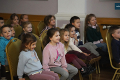 Przedstawienie-w-wykonaniu-nauczycieli-SOSW-w-Rydzynie-00009