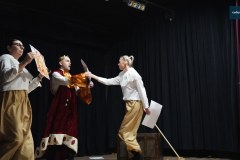 Przedstawienie-w-wykonaniu-nauczycieli-SOSW-w-Rydzynie-00040