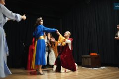 Przedstawienie-w-wykonaniu-nauczycieli-SOSW-w-Rydzynie-00076