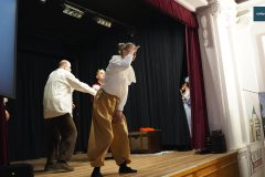 Przedstawienie-w-wykonaniu-nauczycieli-SOSW-w-Rydzynie-00081