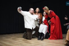 Przedstawienie-w-wykonaniu-nauczycieli-SOSW-w-Rydzynie-00094