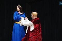 Przedstawienie-w-wykonaniu-nauczycieli-SOSW-w-Rydzynie-00101