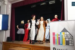 Przedstawienie-w-wykonaniu-nauczycieli-SOSW-w-Rydzynie-00104