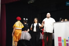 Przedstawienie-w-wykonaniu-nauczycieli-SOSW-w-Rydzynie-00107