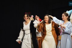 Przedstawienie-w-wykonaniu-nauczycieli-SOSW-w-Rydzynie-00113