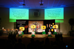 Pasowanie-na-ucznia-SP-Rydzyna-2025-080