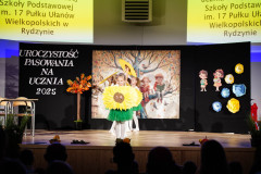 Pasowanie-na-ucznia-SP-Rydzyna-2025-084
