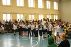 Pasowanie-pierwszoklasistow-w-Szkole-Podstawowej-w-Dabczu-005