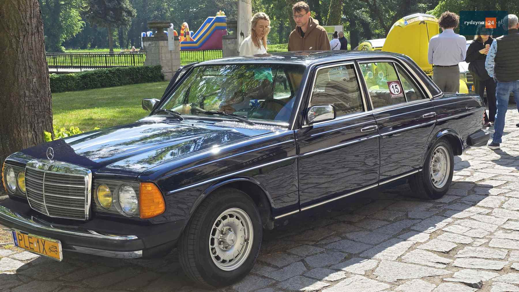 rajd-pojazdow-rydzyna-zamek-rydyzna-000034