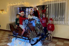 Swiety-Mikolaj-odwiedzil-dzieci-z-Maruszewa-0005