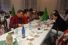 Swiety-Mikolaj-odwiedzil-dzieci-z-Maruszewa-0014