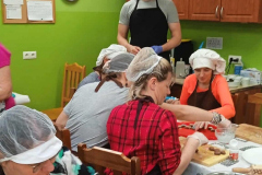 Wspolne-pieczenie-pierniczkow-z-WTZ-Rydzyna-i-KGW-Kloda-008