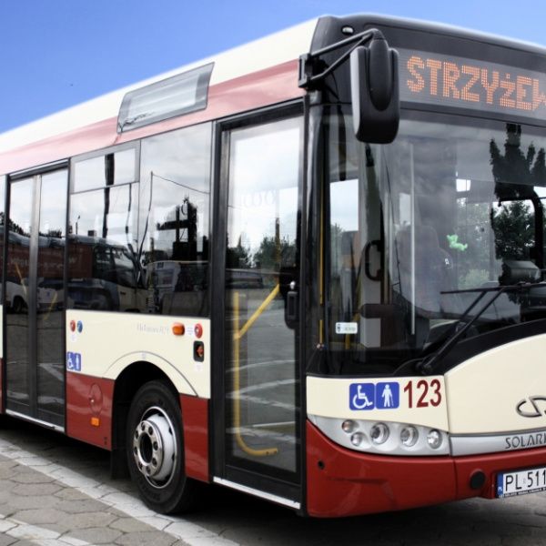 Autobus pojedzie do kościoła!