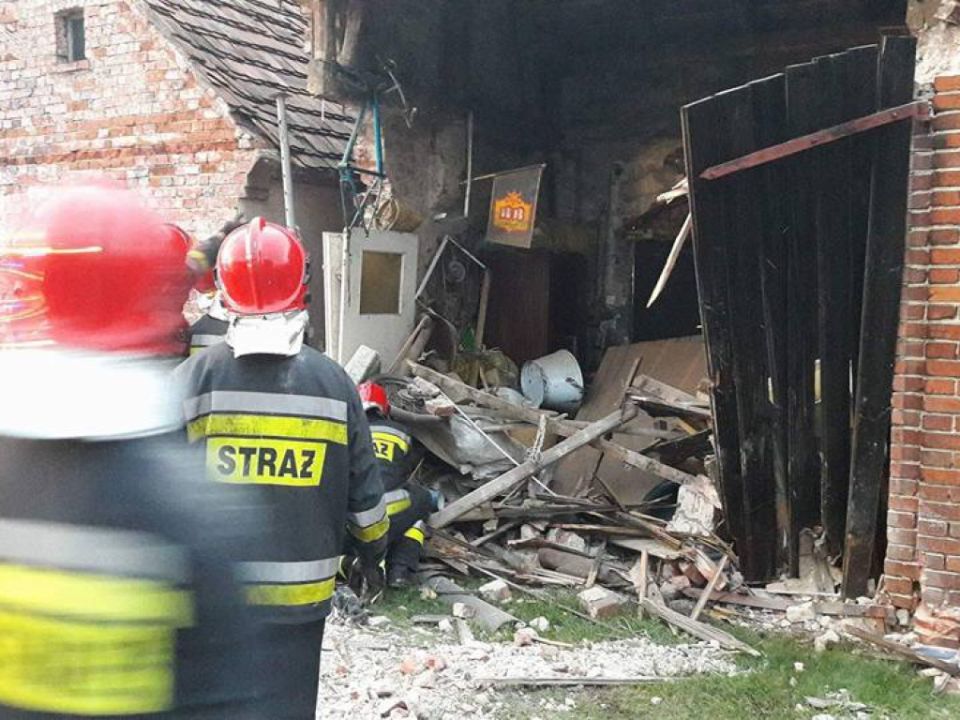 Wjechał w stodołę w Jabłonnej