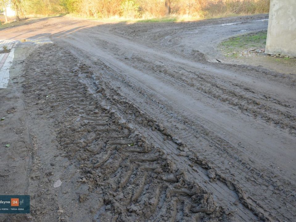 Mieszkańcy Moraczewa i Rydzyny bezradni.