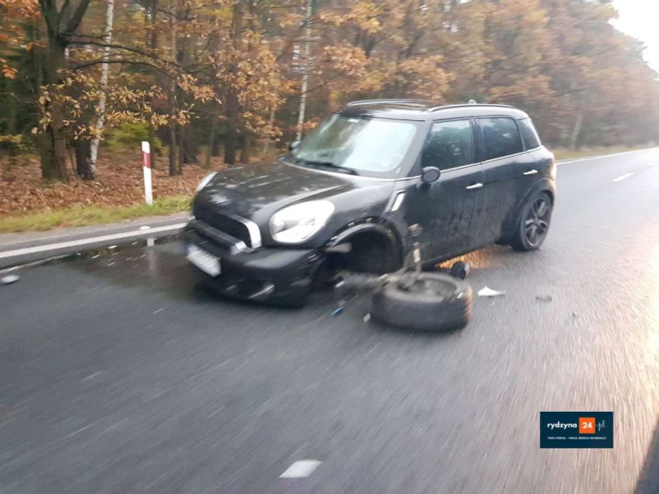 Zablokowana droga z Rydzyny w kierunku Leszna