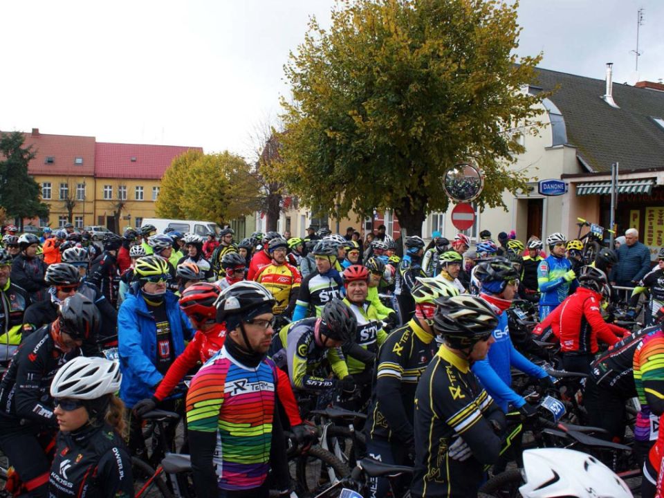 R-TEAM zakończył sezon