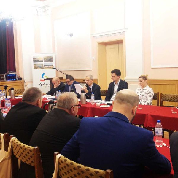 Uchwalono budżet Gminy Rydzyna