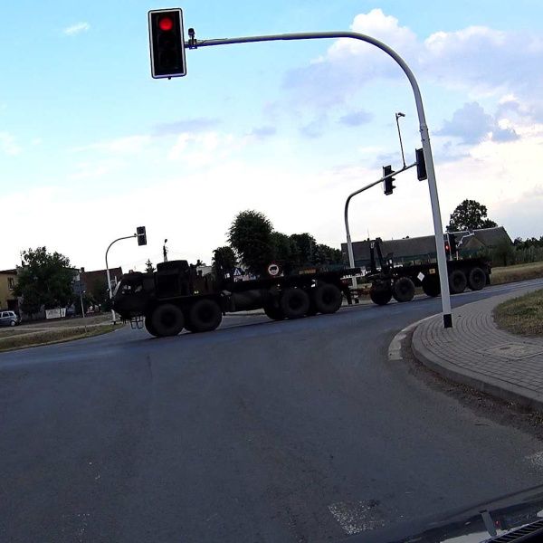 Ponad 2 tys. pojazdów wojskowych przejedzie przez Polskę