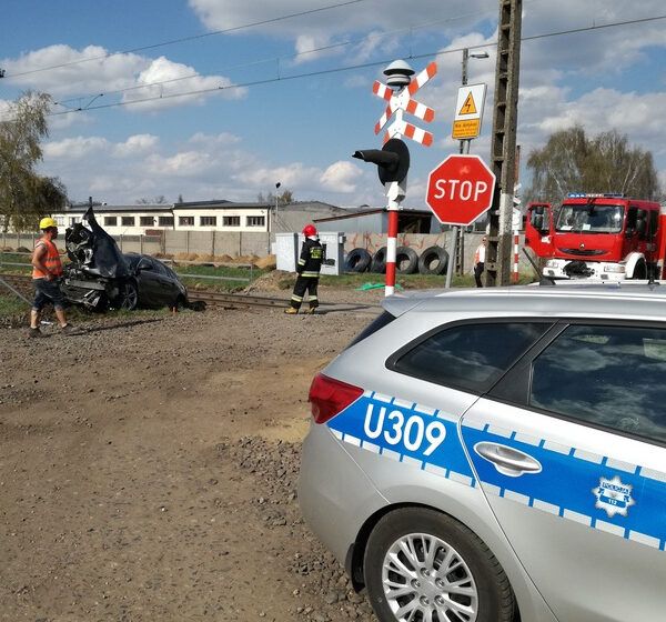  Policyjne działania w rejonie przejazdów kolejowych