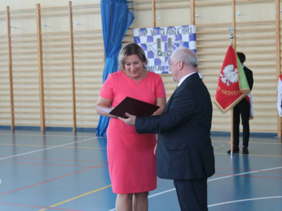 Uroczyste rozpoczęcie roku szkolnego 2018/2019 w SP Dąbcze