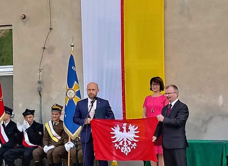  Uroczyste rozpoczęcie roku szkolnego 2018/2019 w SP im. 17 Pułku Ułanów Wlkp. w Ry