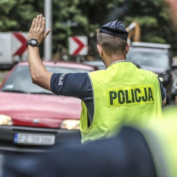 Od 1 października bez dowodu rejestracyjnego i potwierdzenia OC