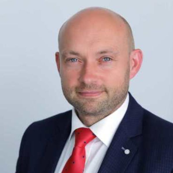 Kornel Malcherek Zdobywa większość