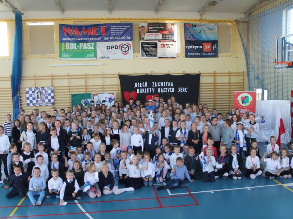 Smyk w szkole w Dąbczu